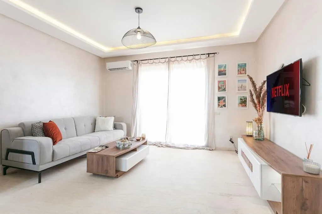 Chic & Cozy Apartment Central Marrakech contacts